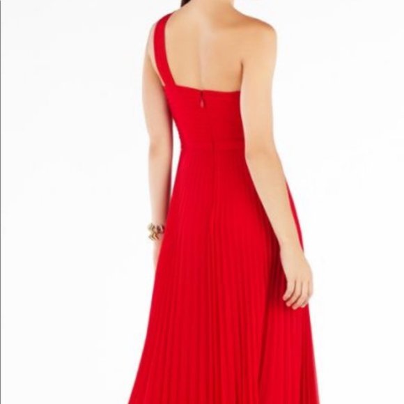 BCBG MAXAZRIA Red Gwendolyn One Shoulder Pleated Gown 0 - Picture 2 of 5